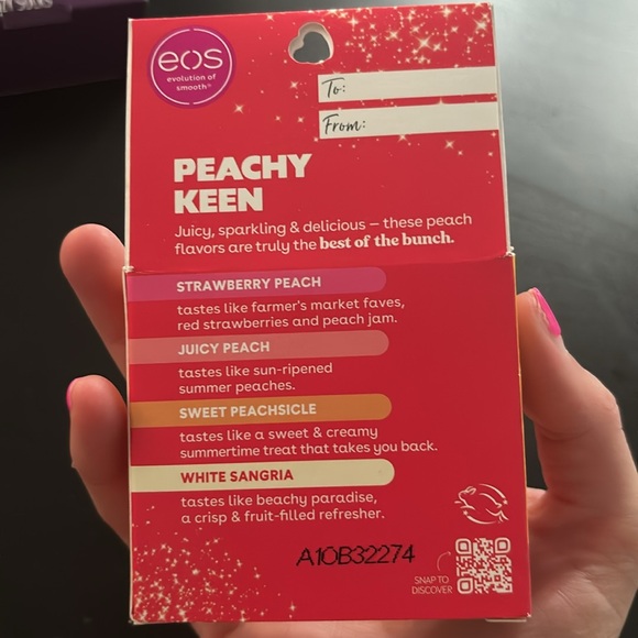 Completely new and unused EOS peachy keen lip balm variety pack - Picture 4 of 4